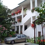 Apartments Villa Martinuzzi
